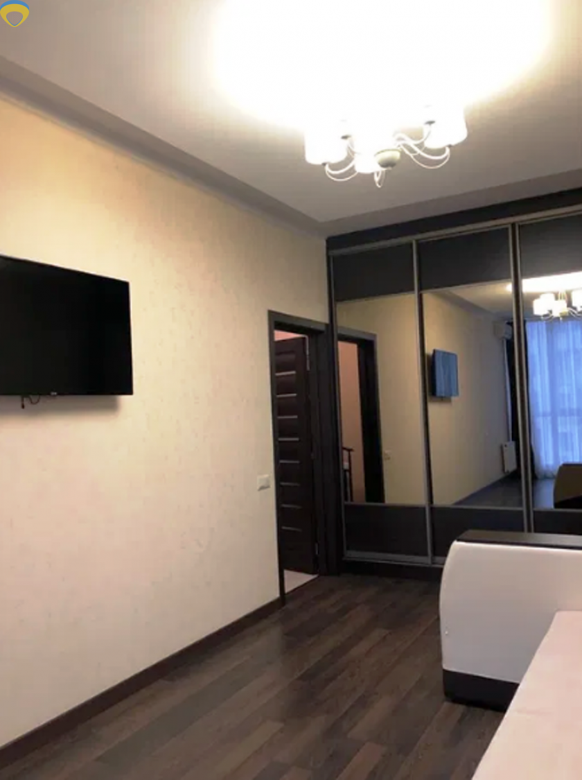 Продам квартиру 1-комн., 55 кв. м., Академика Королева, Таирова ...